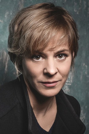 Bernadette Heerwagen in Double Pack