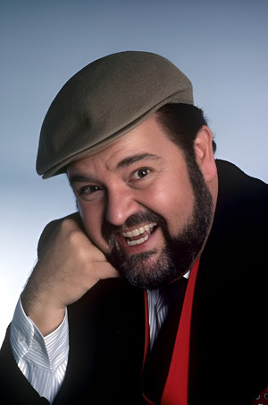 Dom DeLuise in Going Bananas