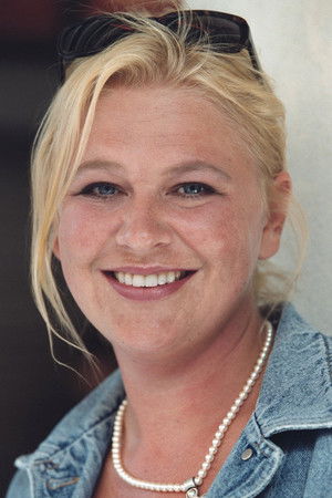Lisa Lindgren in Together