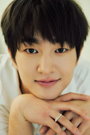Onew in SHINee THE 1ST CONCERT IN JAPAN 'SHINee WORLD'