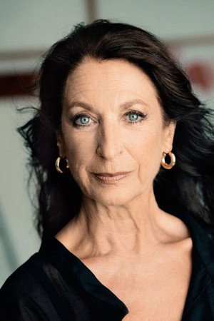 Daniela Ziegler in SommerHundeSöhne