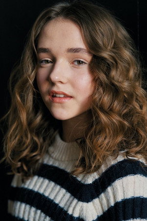 Sophia Reid-Gantzert in 8-Bit Christmas