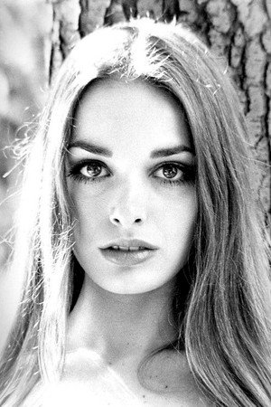 Adrienne La Russa in The Man Who Fell to Earth