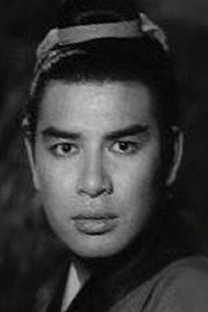 Cheung Ching in The Woman in Black and the Black Dragon