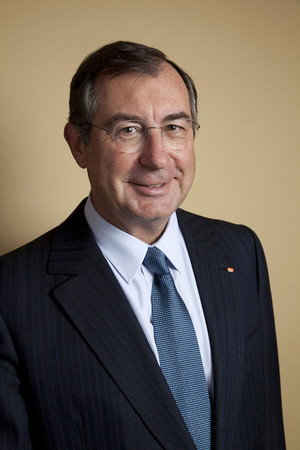 Martin Bouygues in Citizen B