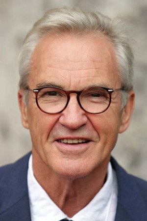 Larry Lamb in Buster