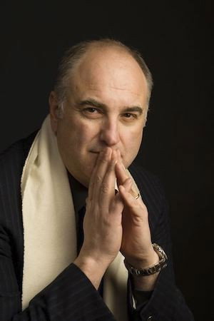 Michele Pertusi in La Sonnambula - Metropolitan Opera