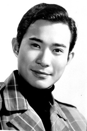 Ming Chiang in Shocking!