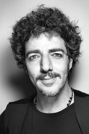 Max Gazzè in Fabi Silvestri Gazzè - Un passo alla volta