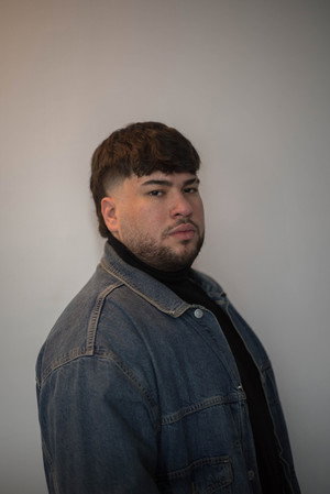 Mario Díaz in El hombre que no dejaba de mirar atrás