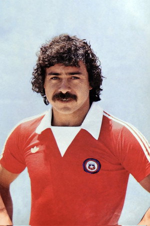 Carlos Caszely in Football Rebels