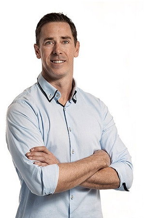 Nick Maxwell in 2 Hours
