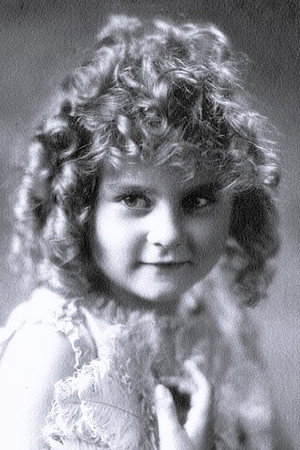 Betsy Ann Hisle in Rose of the Desert