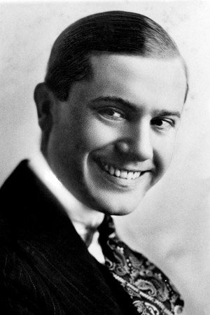 Eddie Lyons in Pruning the Movies