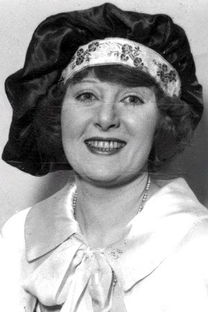 Alma Francis in Love Letters