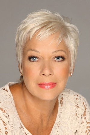 Denise Welch in Love Sarah