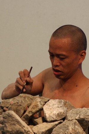Yunchang He in The Rock Tours Around Great Britain, 2006-2007