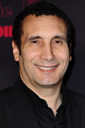 Zinedine Soualem in Russian Dolls