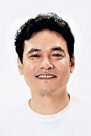 Seo Dong-gab in The First Issue