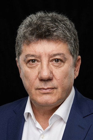 Tarık Ünlüoğlu in Eyyvah Eyvah 3