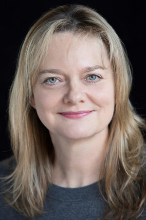 Sarah Woodward in Supernova