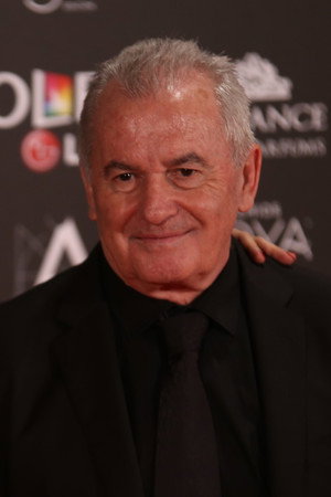 Víctor Manuel in Mi vida entre las hormigas