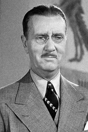 Paul Stanton in Charlie Chan at the Circus