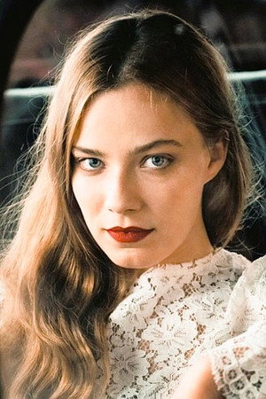 Saskia Rosendahl in Fabian: Going to the Dogs