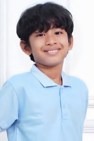 Al Farizi Mustofa in Daun yang Merekah