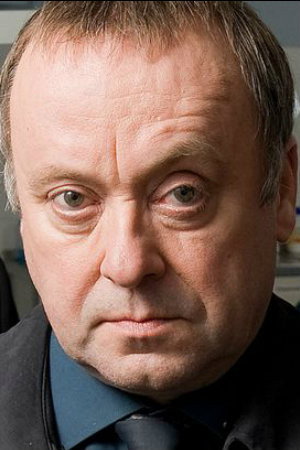 Alex Norton in Orphans