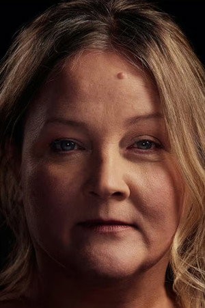 Abigail McGibbon in Rat