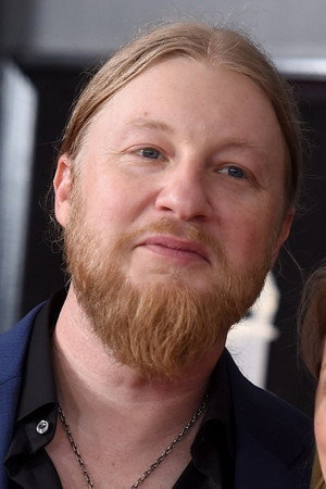 Derek Trucks in Solidbodies: The 50 Year Guitar War