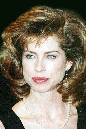 Julianne Phillips in Tidal Wave: No Escape