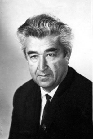 Abdusalom Rakhimov in Rustam and Suhrab
