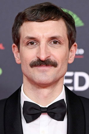 Julián Villagrán in 7 Virgins