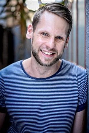 Chris van Rensburg in Headspace
