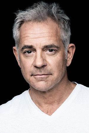 Florian Fitz in Is Mausi Coming Out?