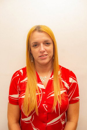 Thays Villar in Tia Morgana