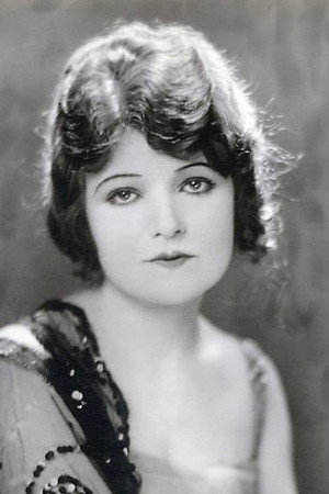 Betty Ross Clarke in Murders in the Rue Morgue