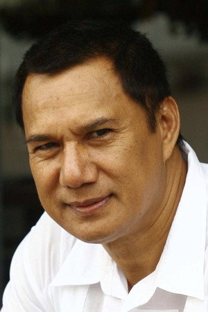 Sorapong Chatree in The Legend of Suriyothai