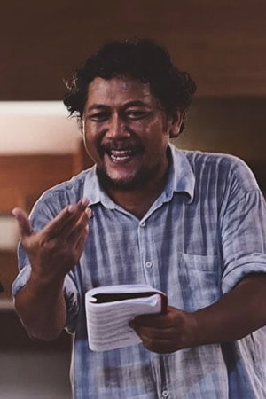 Seteng Sadja in Tale of Time