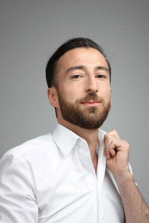 Arsen Saghatelyan in Wedding in the Rearguard