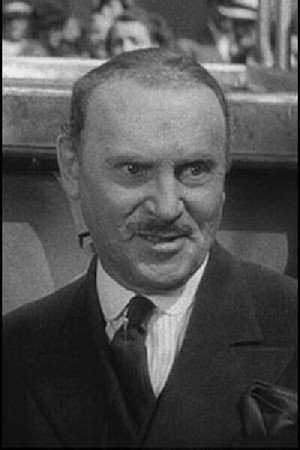 Alexander Carr in Christmas in July