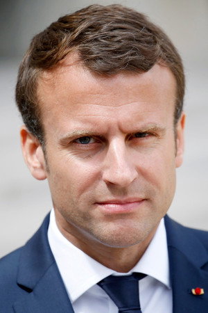 Emmanuel Macron in Un peu, beaucoup, passionnément... Les Présidents et les Français