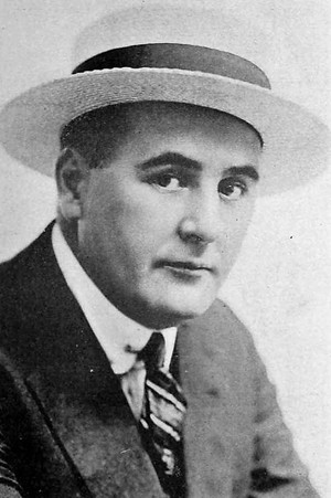 Dell Henderson in Thundering Tenors