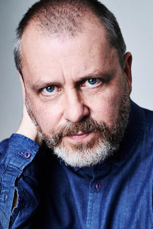Roger Evans in National Theatre Live: Nye