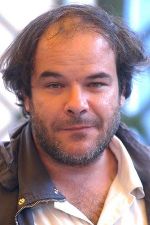 Péter Kálloy Molnár in Paper Dogs