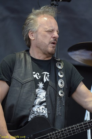Mark Evans in Rose Tattoo Live - Wacken Open Air 2022