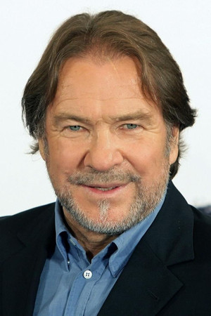 Götz George in Winnetou and the Crossbreed