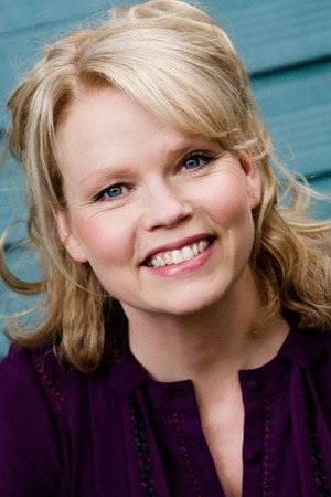 Sara Crowe in Martin's Close